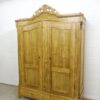 Antiker Kleiderschrank