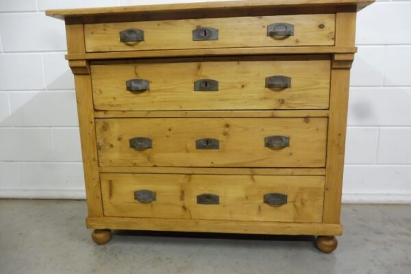 Chest of Drawers - Image 4