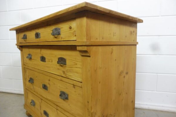 Chest of Drawers - Image 5