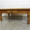 Couchtisch aus Weichholz