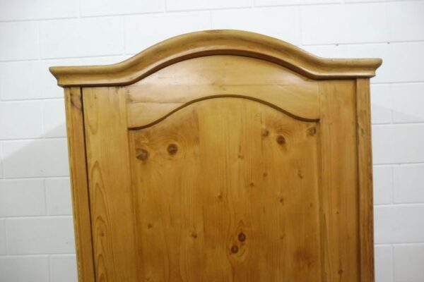 Antiker Kleiderschrank – Bild 3