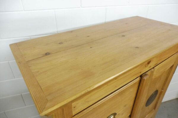 Antiker Brotschrank – Bild 8