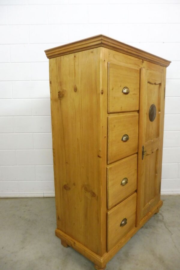 Antiker Brotschrank – Bild 9