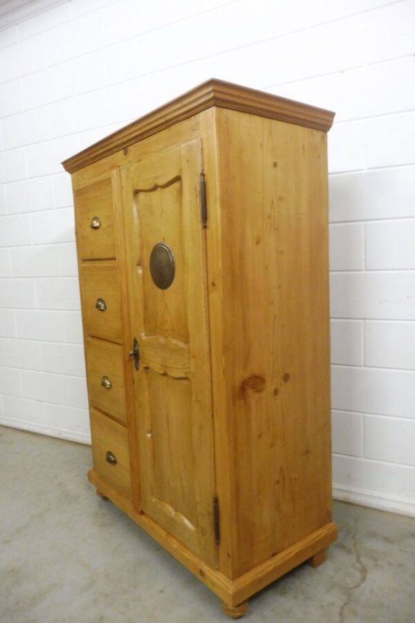 Antiker Brotschrank – Bild 10