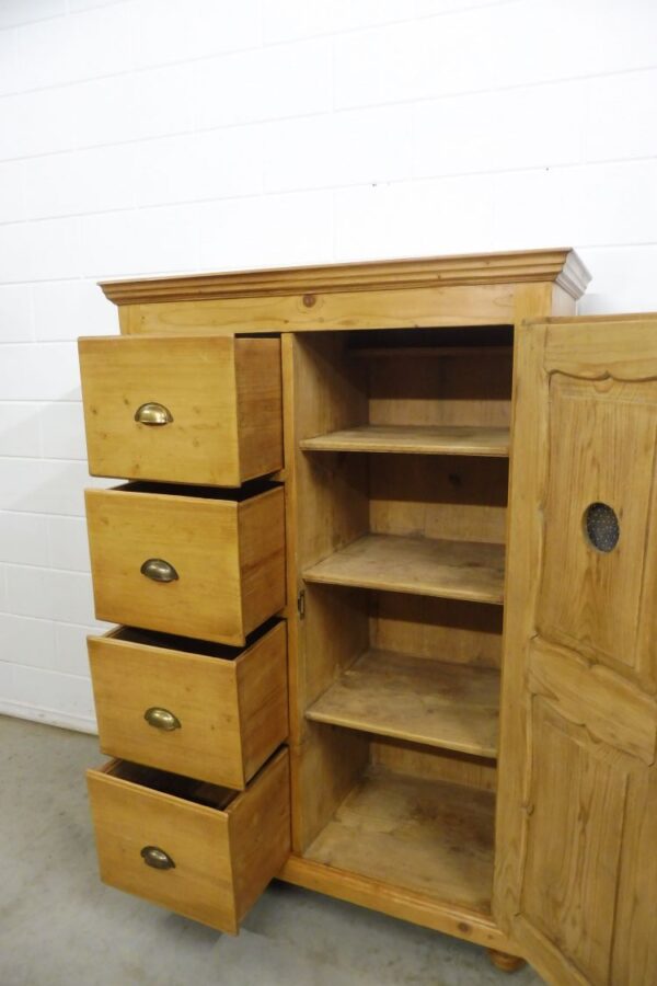Antiker Brotschrank – Bild 13