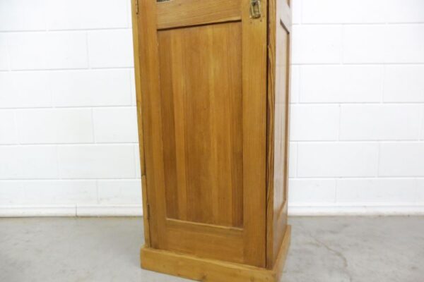 Antiker Schrank – Bild 6