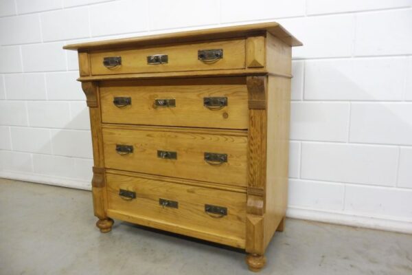 Antique Chest of Drawers