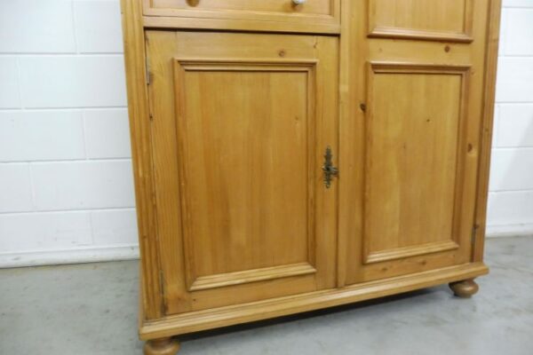 Schrank Weichholz – Bild 6