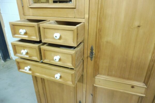Schrank Weichholz – Bild 8