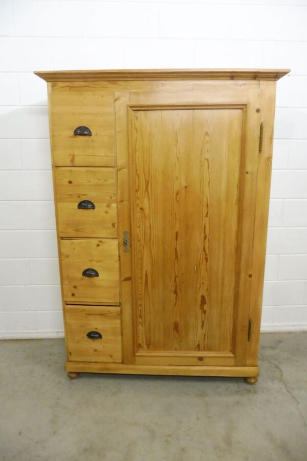 Cabinet - Image 2