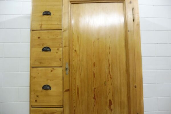 Cabinet - Image 4