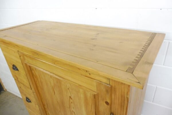 Cabinet - Image 7