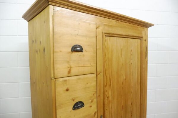 Cabinet - Image 10