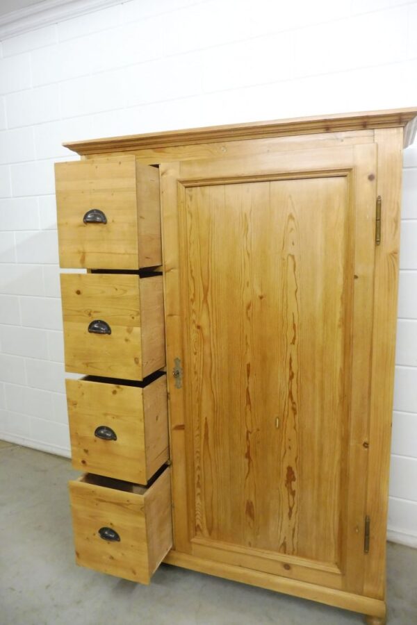 Cabinet - Image 11