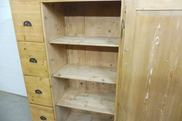 Cabinet - Image 14