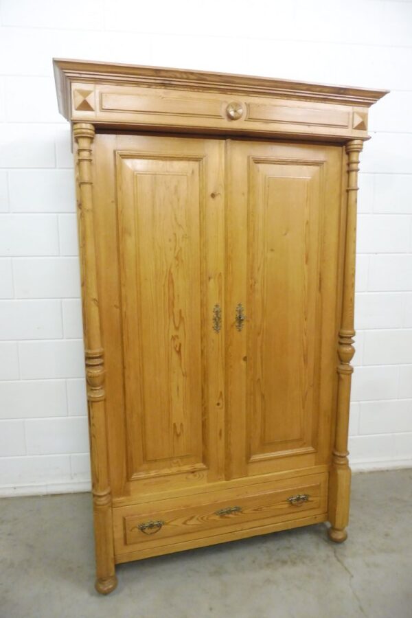 Gründerzeit Cabinet - Image 2