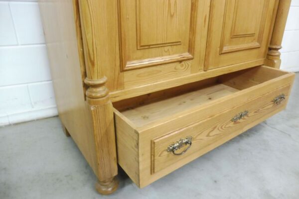 Gründerzeit Cabinet - Image 7