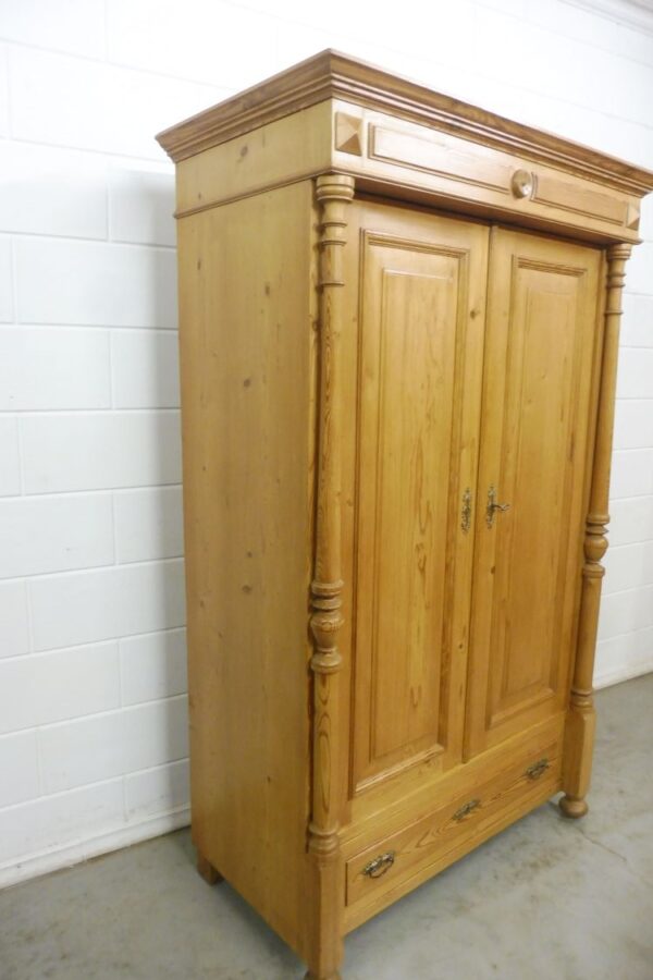 Gründerzeit Cabinet - Image 9