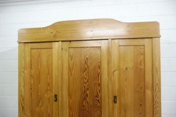 Jugendstil Kleiderschrank – Bild 2