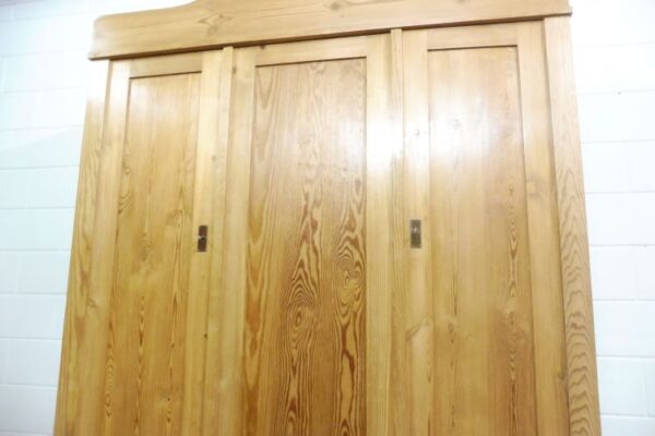 Jugendstil Kleiderschrank – Bild 3