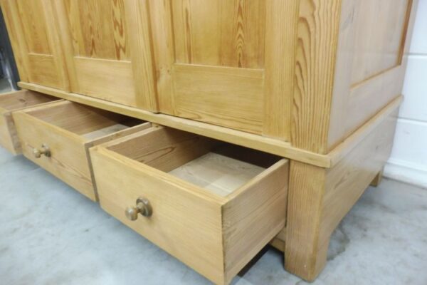 Jugendstil Kleiderschrank – Bild 7