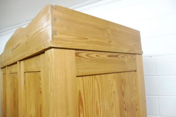 Jugendstil Kleiderschrank – Bild 8