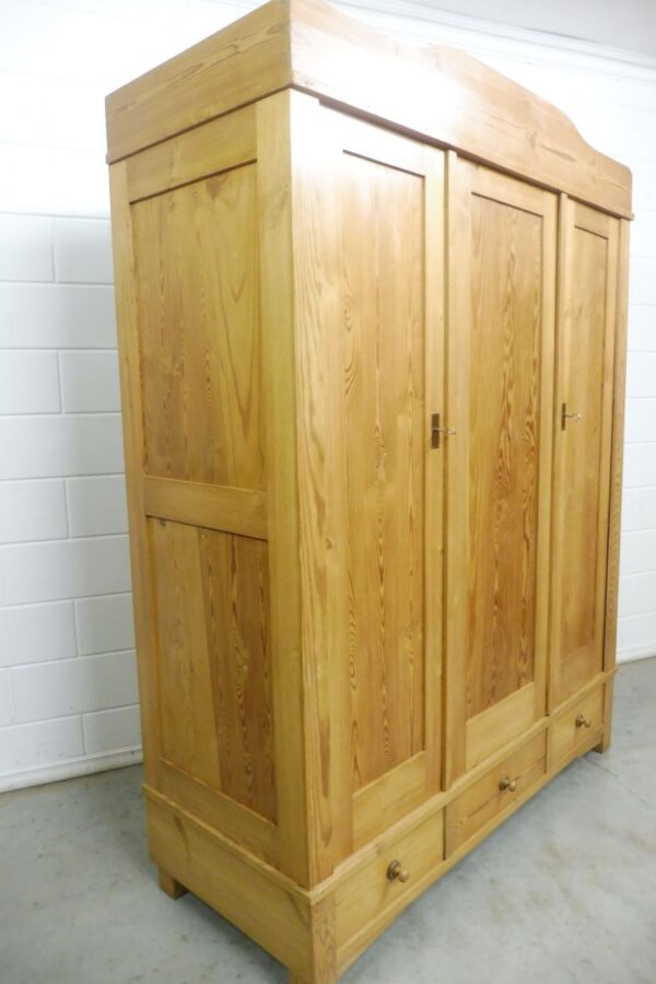 Jugendstil Kleiderschrank – Bild 10