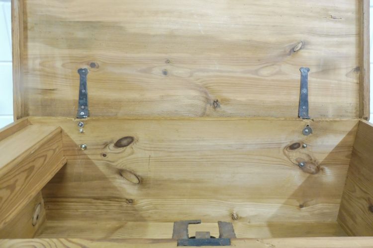 Antike Truhe 1844 – Bild 13