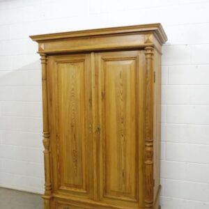 Gründerzeit Schrank um 1880