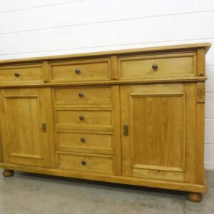 Kommode aus Weichholz