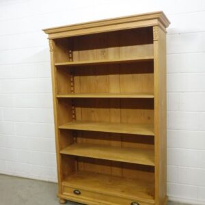 Boekenkast / rek van zachthout