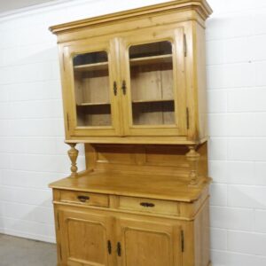 Antique hutch cabinet