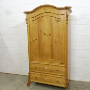 Antiker Küchenschrank